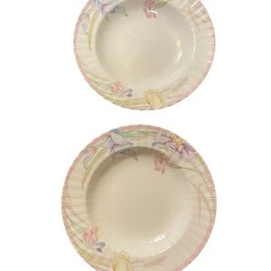 Mikasa Pastel Floral Patterned Dinnerware Bone China Plate Set of 2